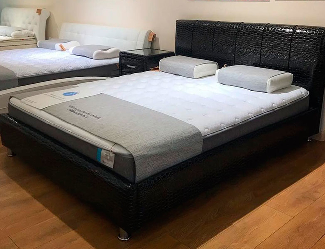 Кровать Nuvola 7 фото в коже черный кайман